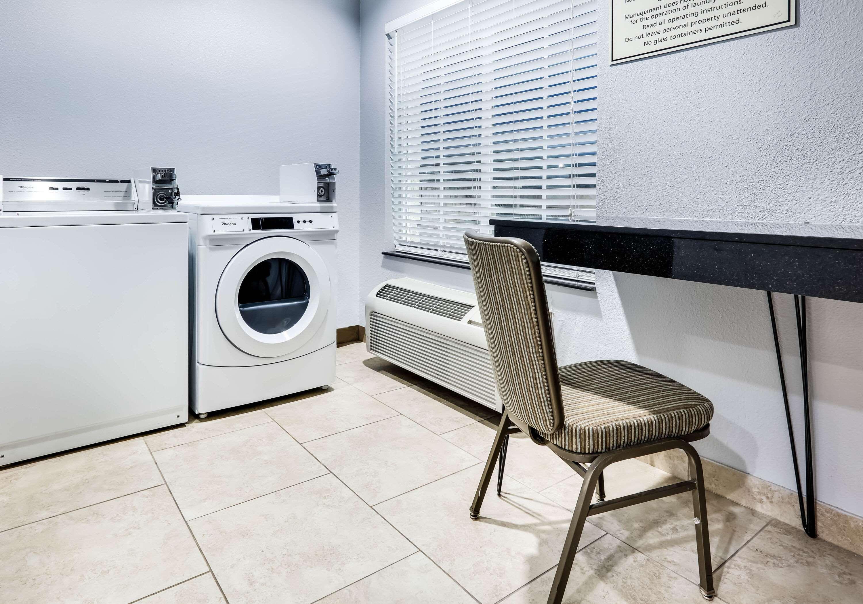 Hotel La Quinta By Wyndham Dfw Airport West - Euless Esterno foto